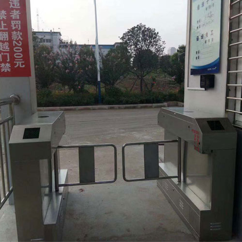 荊門(mén)道閘廠(chǎng)家，智慧停車(chē)的守門(mén)者與革新